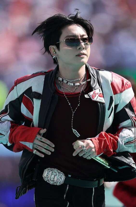 BTS Jungkook’s Styling During “2026 FIFA World Cup” Halftime Show Goes Viral