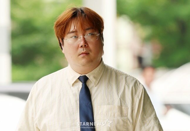 Yoo Jae Hwan’s Dramatic New Look Goes Viral During Court Appeal