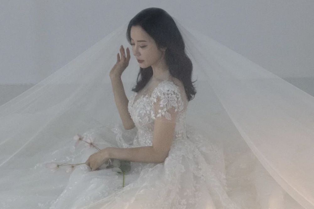Beloved Actress To Marry In September插图1 Ban Min Jeong 2