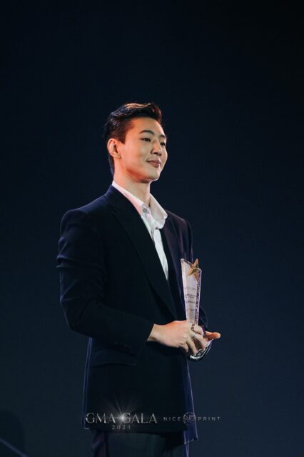 Gallery - Actor Kim Ji Soo's Altered Visuals Gain Attention During Activities Following Bullying Scandal  - Koreaboo - image 3