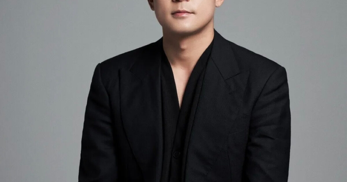 Korean TV Personality Opens Up About Not Dating For Years