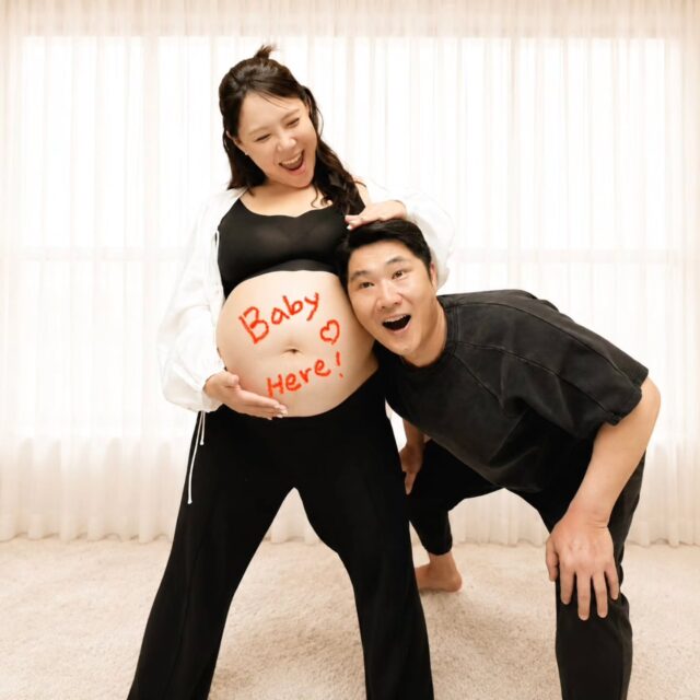 Gallery - Korean Star Gains Attention For Zero-Cost Maternity Photos - Koreaboo - image 2