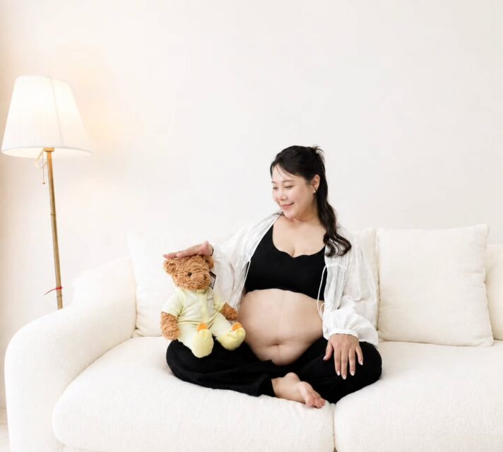 Gallery - Korean Star Gains Attention For Zero-Cost Maternity Photos - Koreaboo - image 4