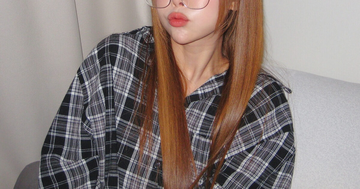 Korean Star Suddenly Reveals Her Relationship On Variety Show