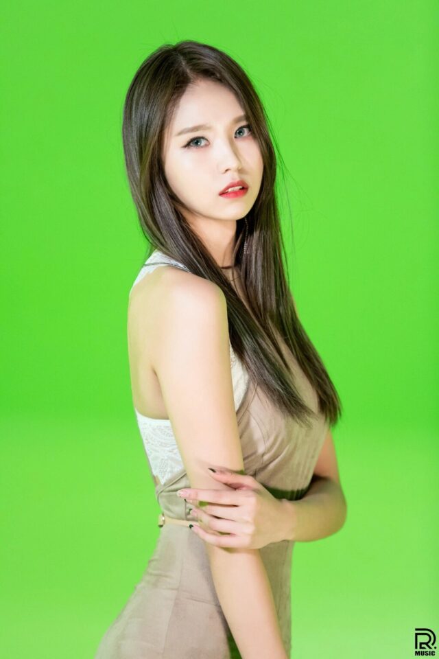 RaNia_Yumin_Breathe_Heavy_promo_photo
