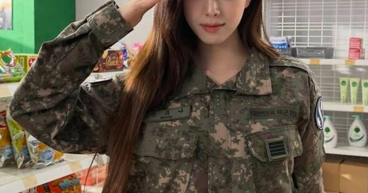 ユナの広告写真