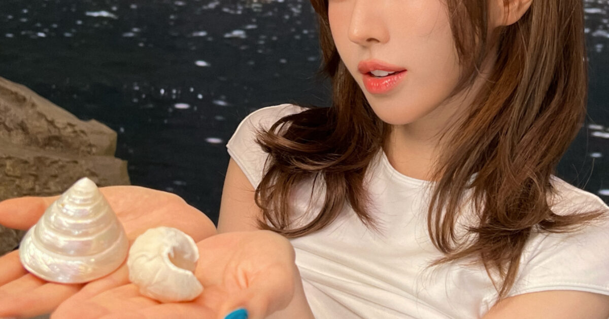 Red Velvet Wendy’s Recent Messages Sparks Concern
