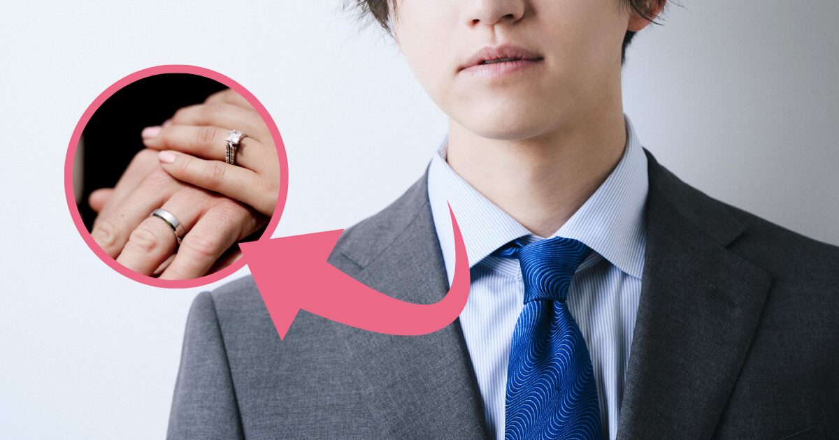 Male Idol Announces His Marriage And Child's Birth At The Same Time