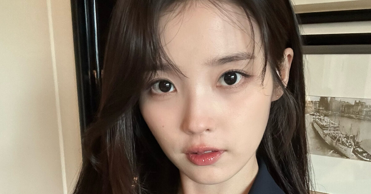 IU Gains Attention For Her Unexpected Views On Fan Merchandise