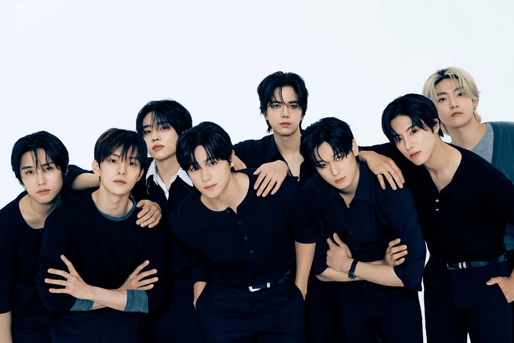 THE_BOYZ_2026_Japan_group_profile_photo_2