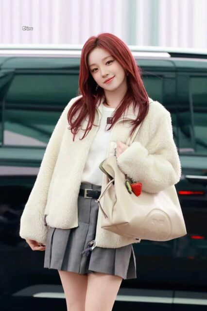 YUQI-AIRPORT-LOOK_3