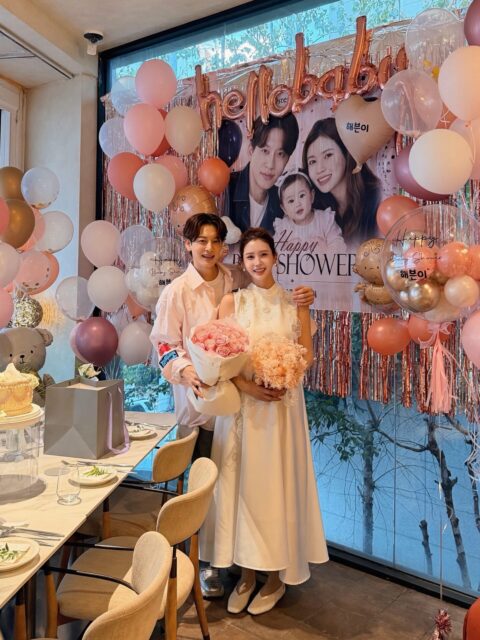 K-Pop Idol’s Actress Wife Reveals Why Her 9-Month Pregnancy Became A Hot Topic In China插图2 849588377_18639960589043403_635608291692285890_n
