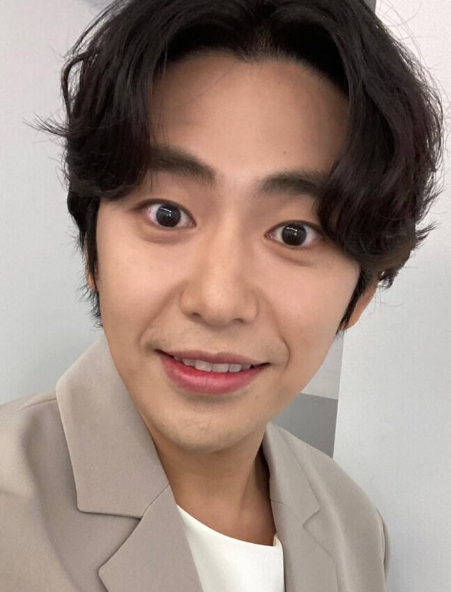 Ahn Yong Joon 1
