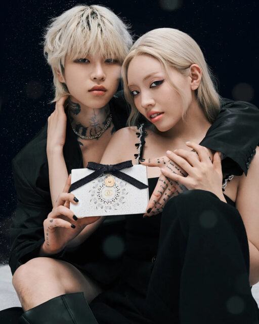 CHANMINA-ASH-ISLAND-x-Chanel-Beauty-for-Vogue-Japan-2025-December-Pictorial-documents-1