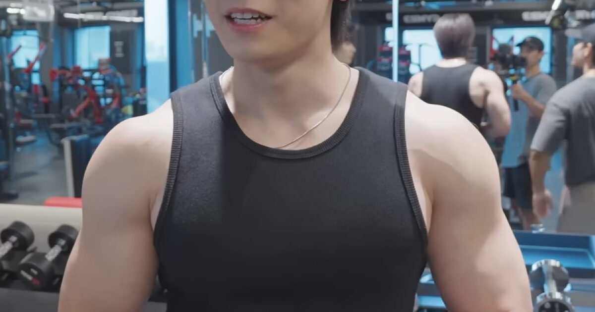Rising Actor Impresses With His Well-Built Physique - Koreaboo