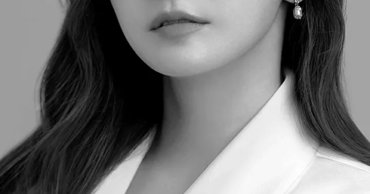 Korean Actress Gets Tangled Up In Plastic Surgery Rumors Yet Again